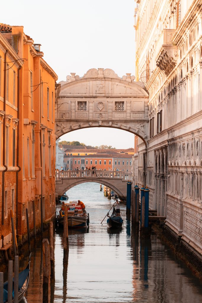 Somewhere with Sally – Inspiring Travel Adventures & Guides