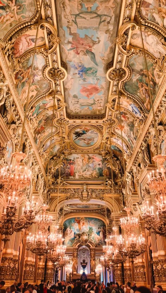 15 Best & Unique Things To Do In Paris: Your Ultimate Guide