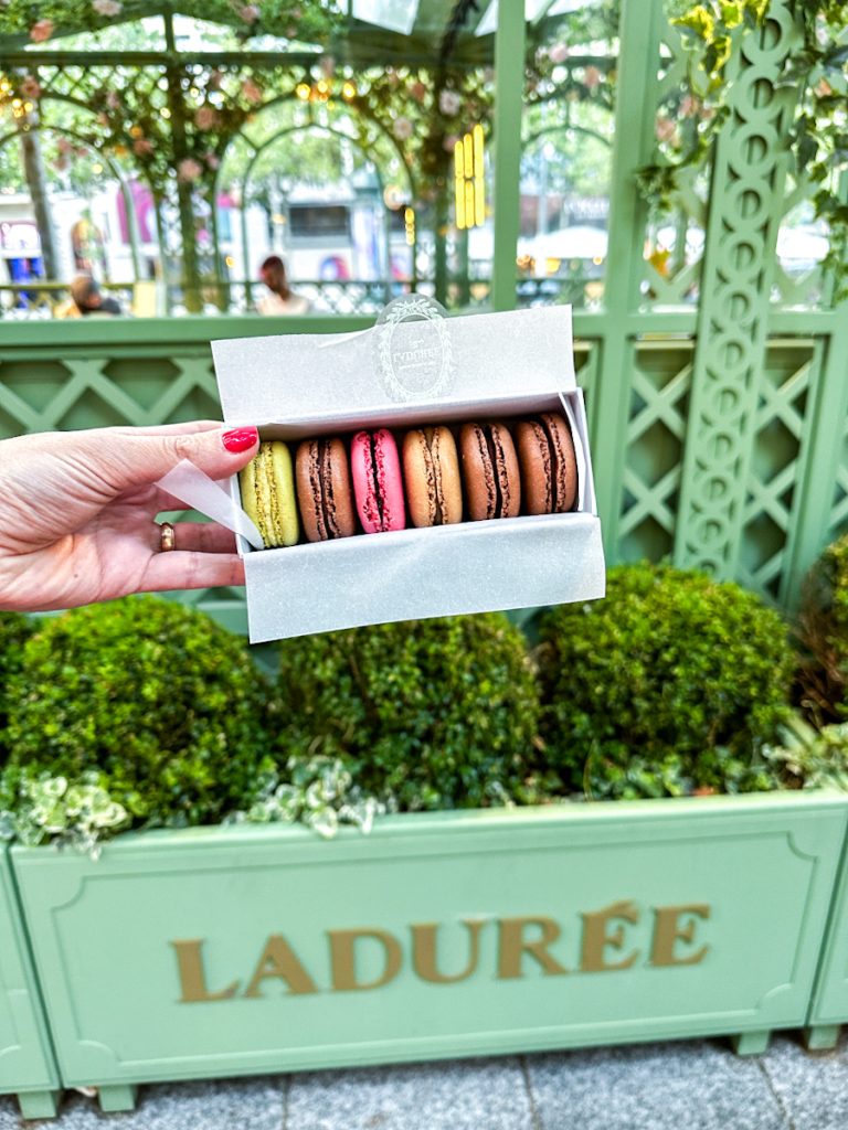 15 Best & Unique Things To Do In Paris: Your Ultimate Guide