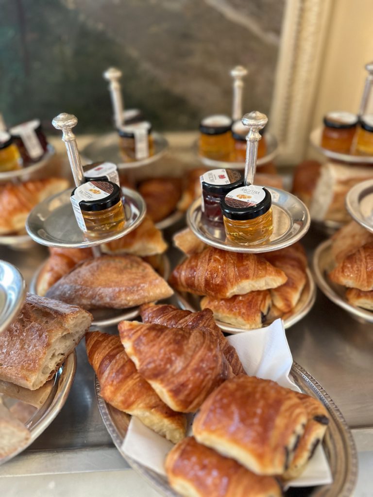 15 Best & Unique Things To Do In Paris: Your Ultimate Guide