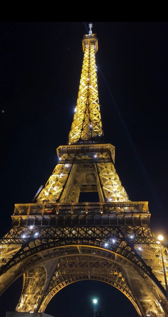 Paris romantic attractions