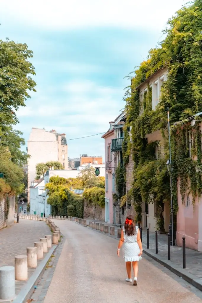 9 Safest Places to Stay in Paris for First-Time Visitors (2026)