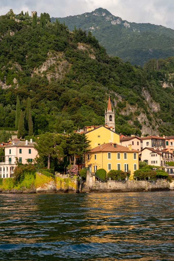 Best Luxury Classic Boat Tours in Lake Como Italy