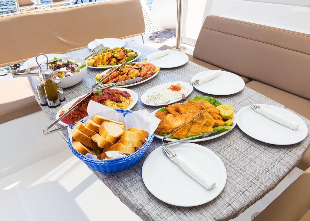 5 Best Santorini Catamaran Cruises: Top Tours for Every Budget